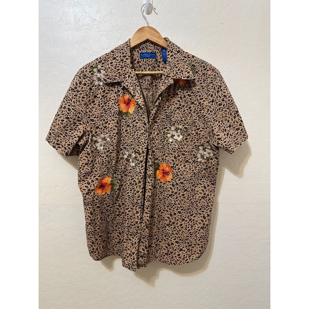 Karen Scott Embroidered Animal Print‎ Top L Floral Hawaiian Aloha Beachy Travel